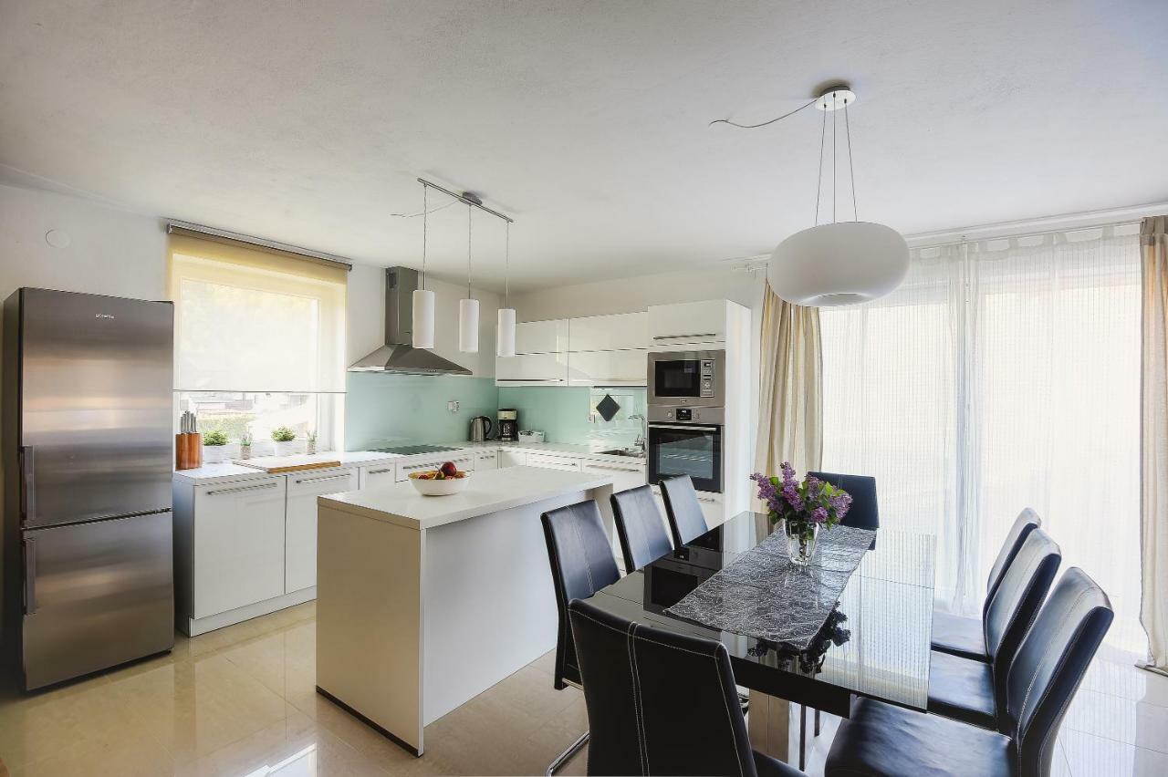 Apartments Teja Kranjska Gora Bagian luar foto